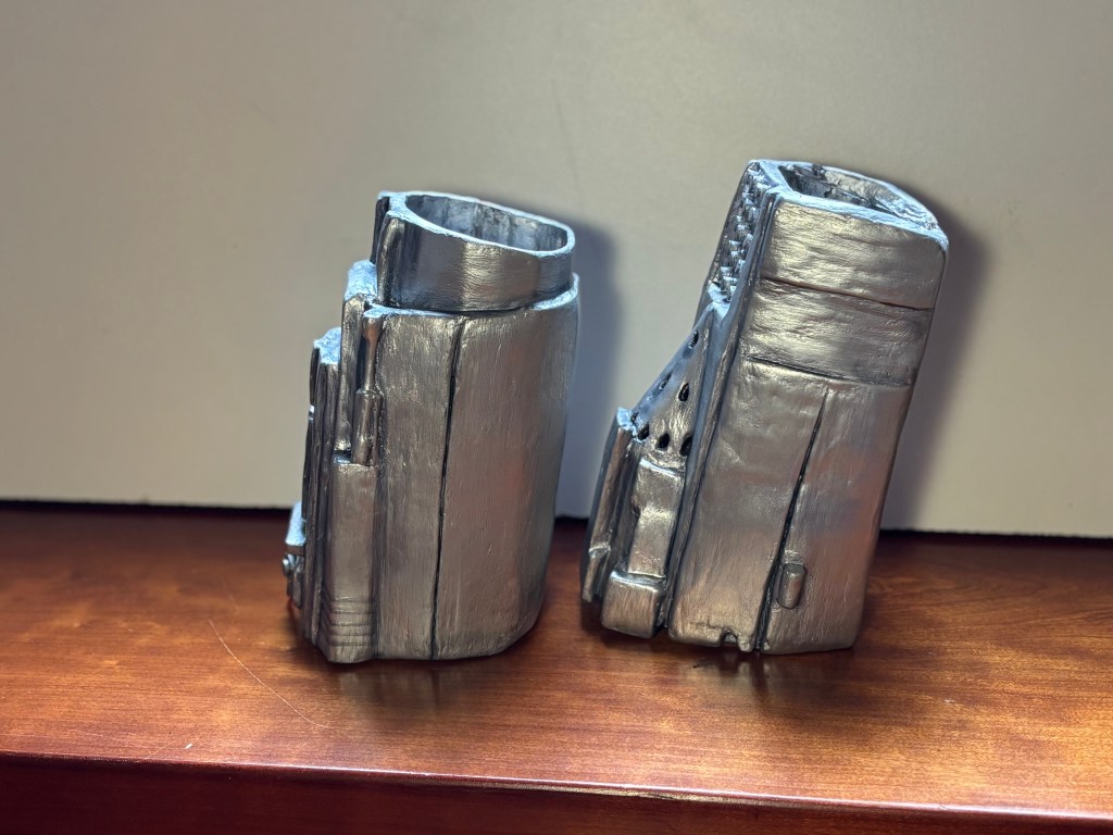 Mandalorian wrist gauntlets right side