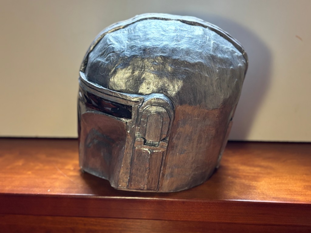 Mandalorian helmet left side